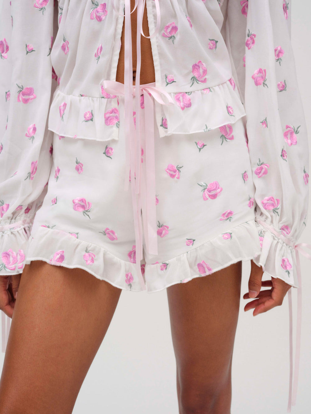 Fiona Floral Short — White
