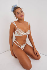 Baby's Breath Underwire Bra — Ivory
