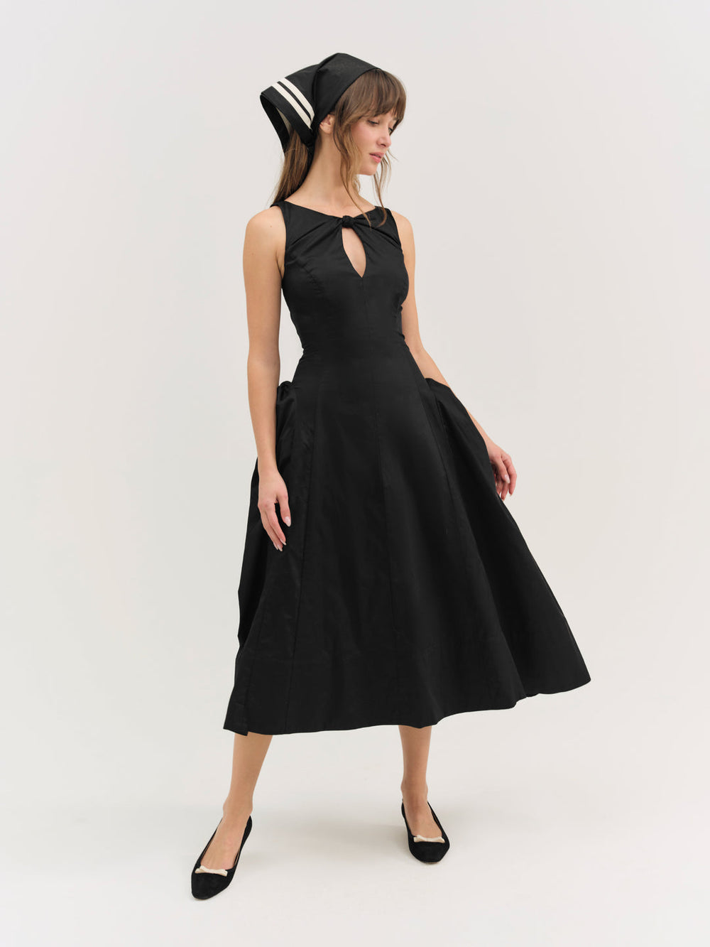 Evanie Structured Midi Dress — Black