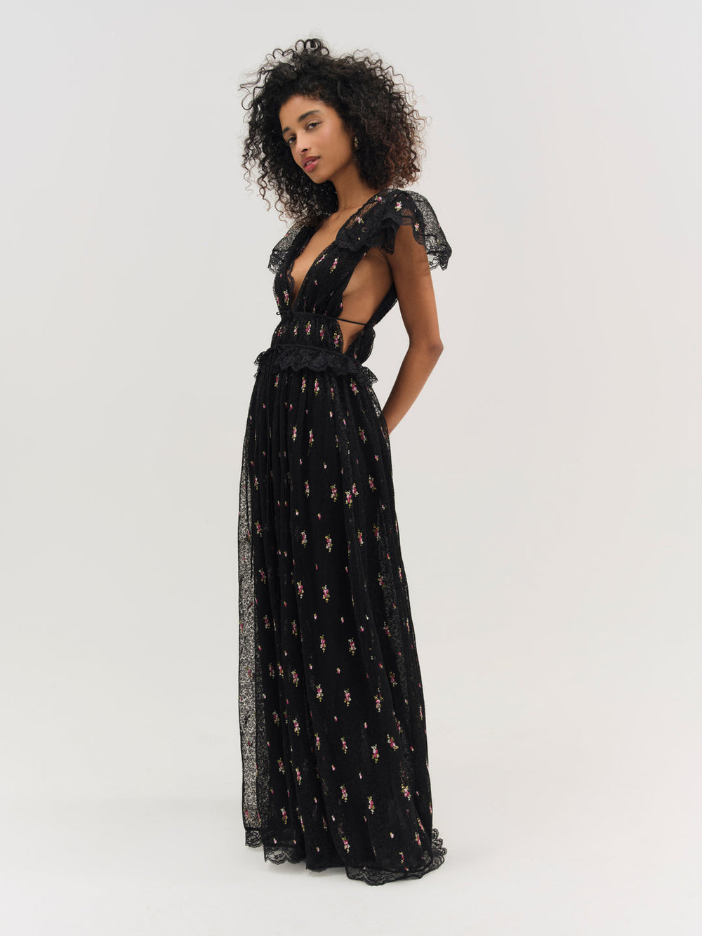 Poppy Pleated Lace Maxi Dress — Black