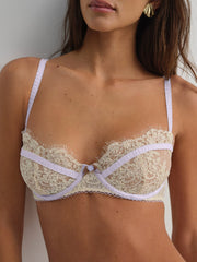 Victoria Lace Underwire Bra — Cream