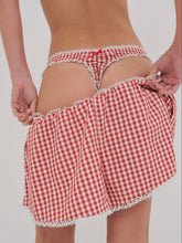 Scotch Bonnet Gingham Short — Red