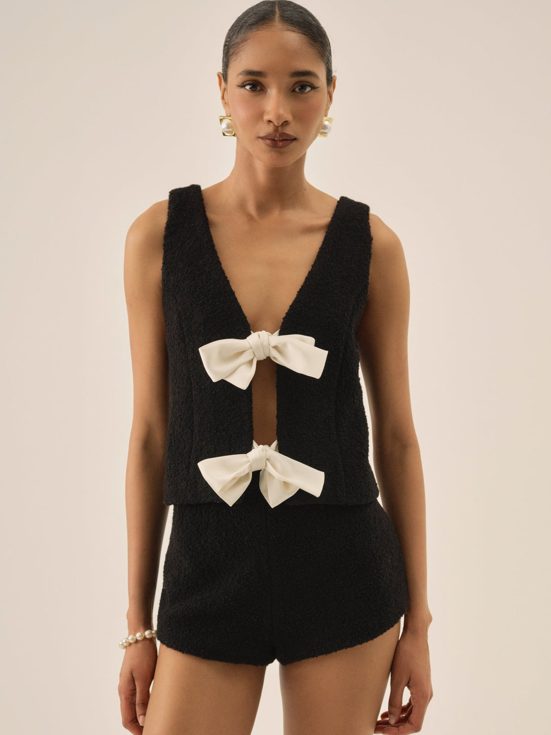 Bonnie Boucle Top — Black