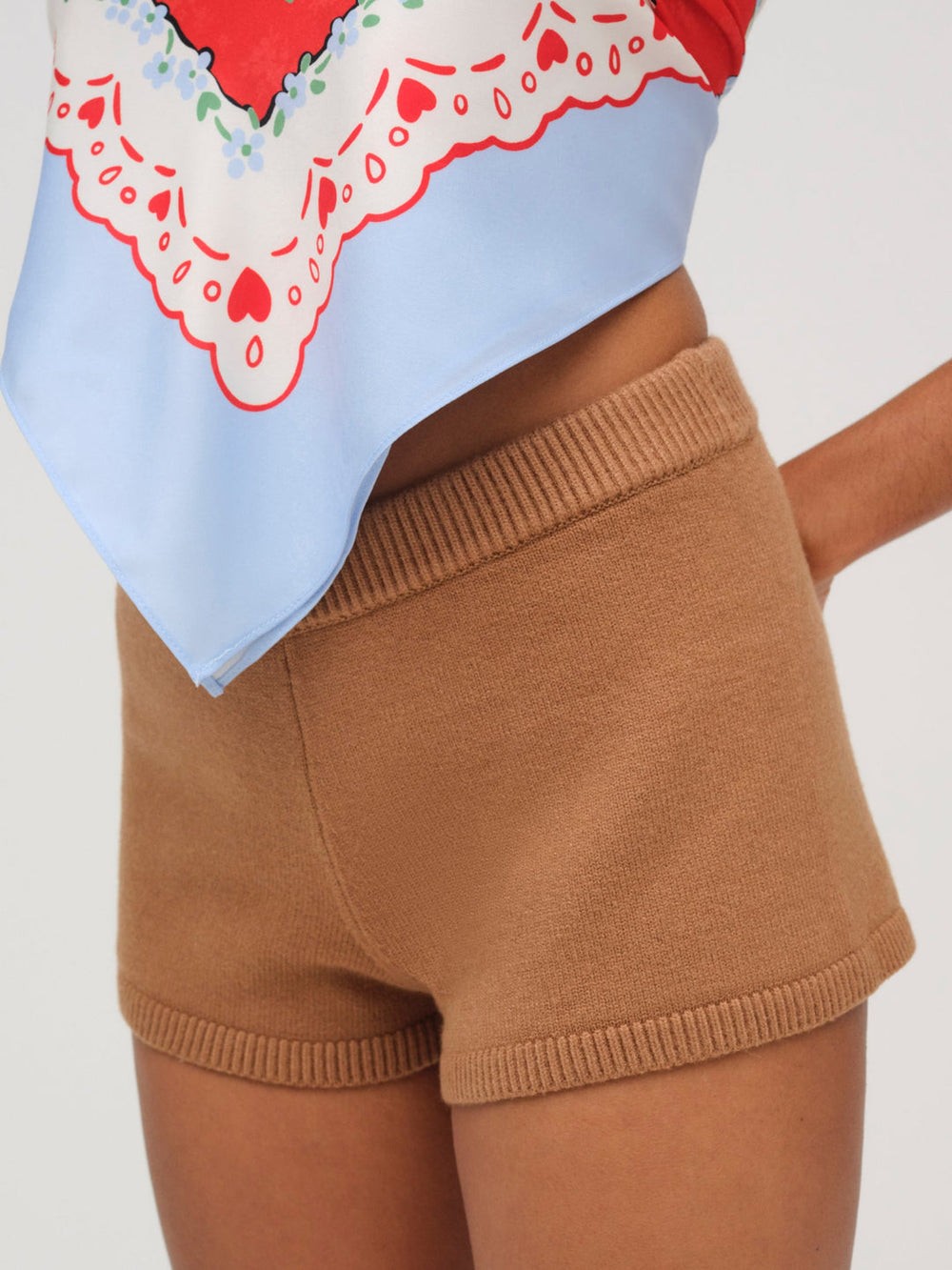 Ellie Knit Short — CAMEL