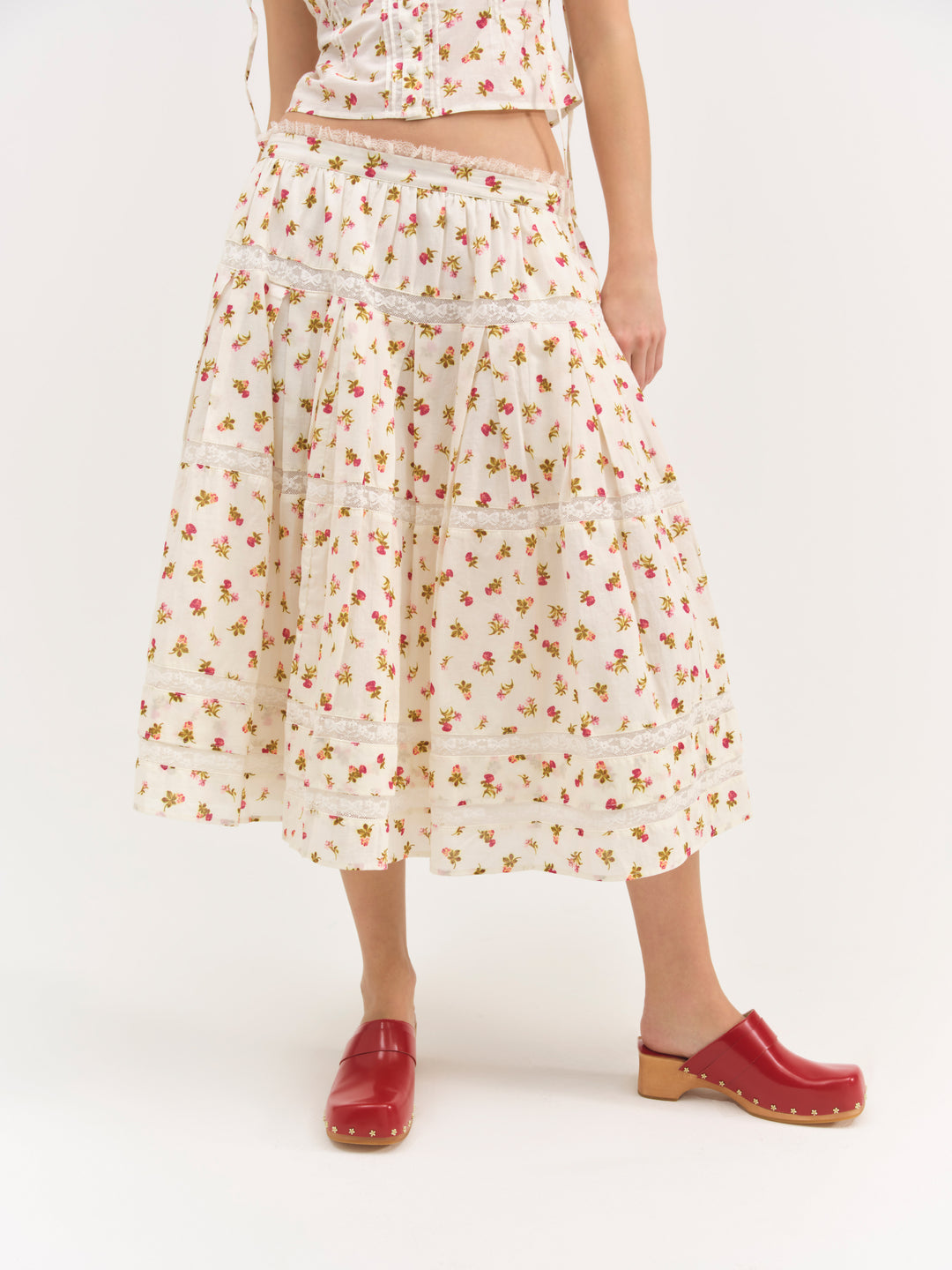 Adahlia Floral Midi Skirt — Cream