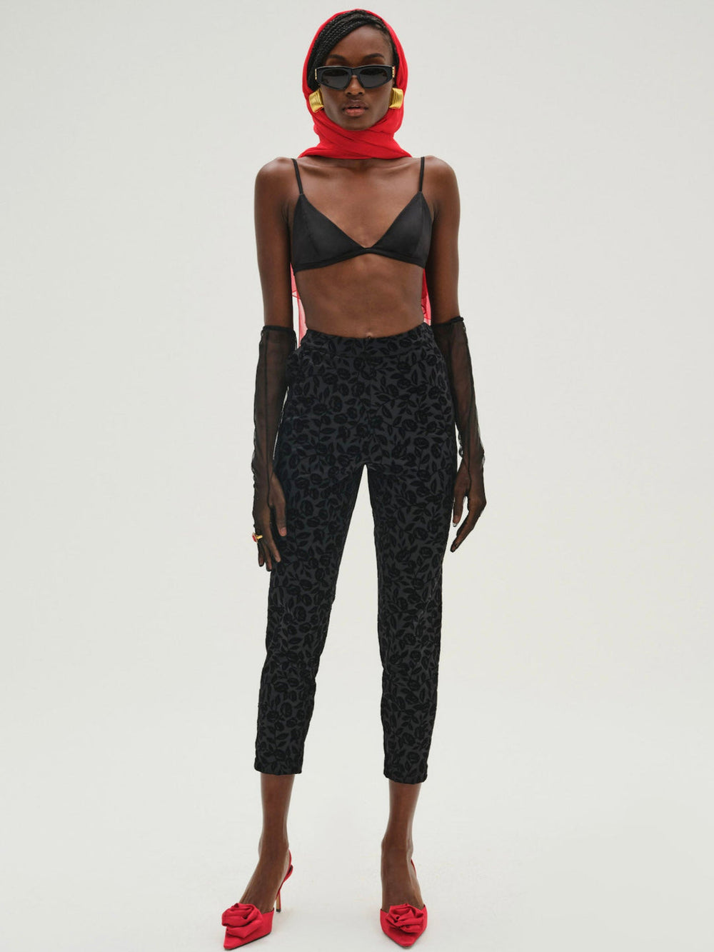 Midnight Velvet Capri Pant — Black