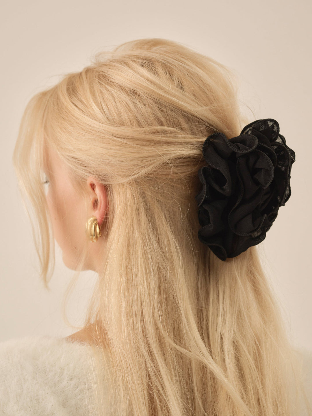 Rosette Hair Clip — Black