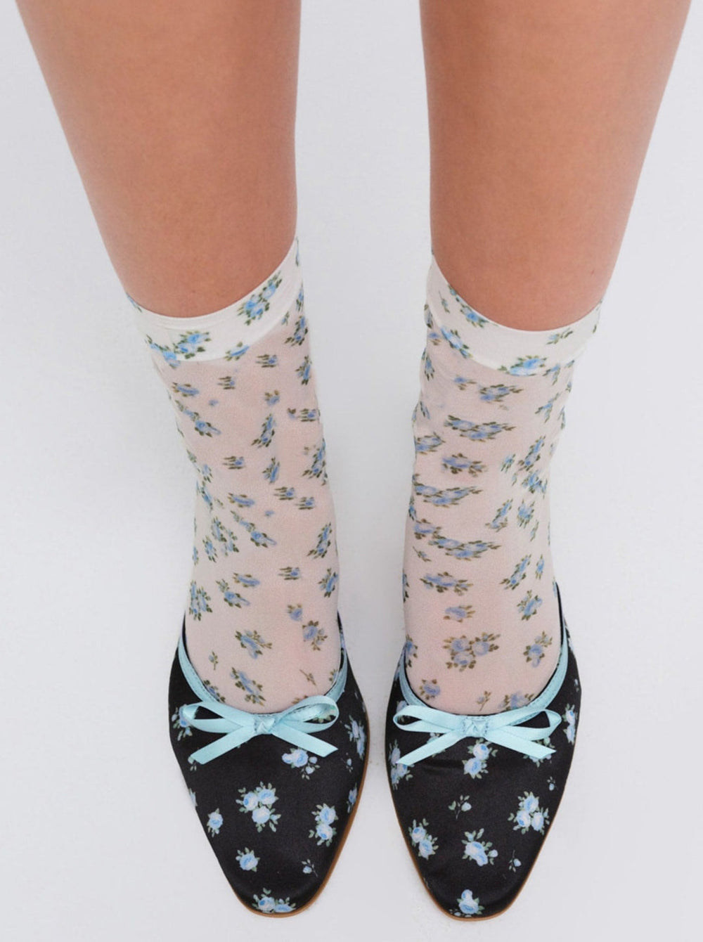 Floral Socks — Blue