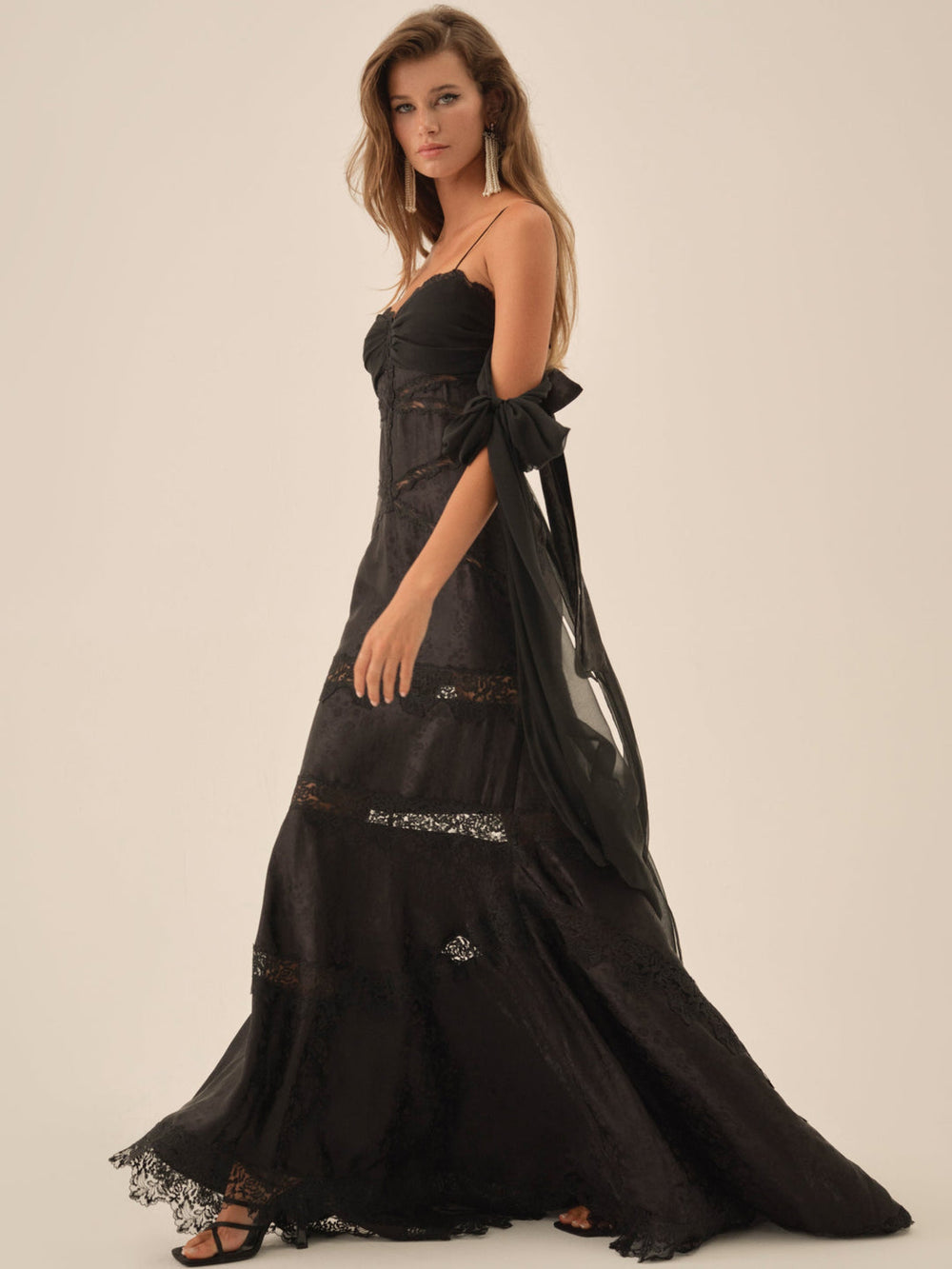 Rita Lace Gown — Black