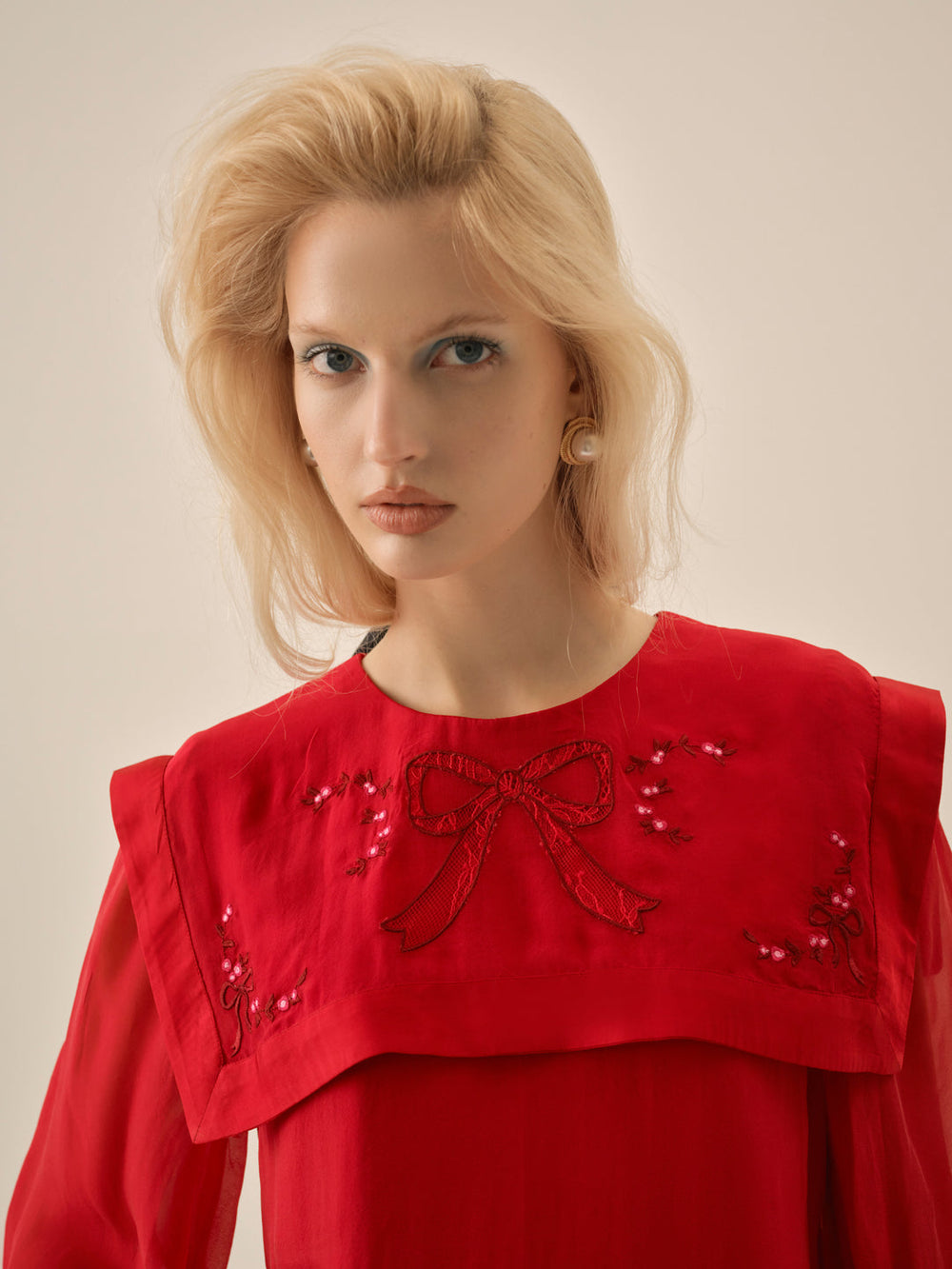 Betsy Bow Mini Dress — Red