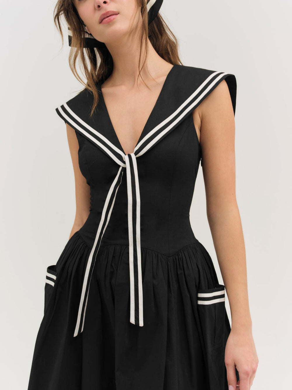Helena Poplin Collared Midi Dress — Black