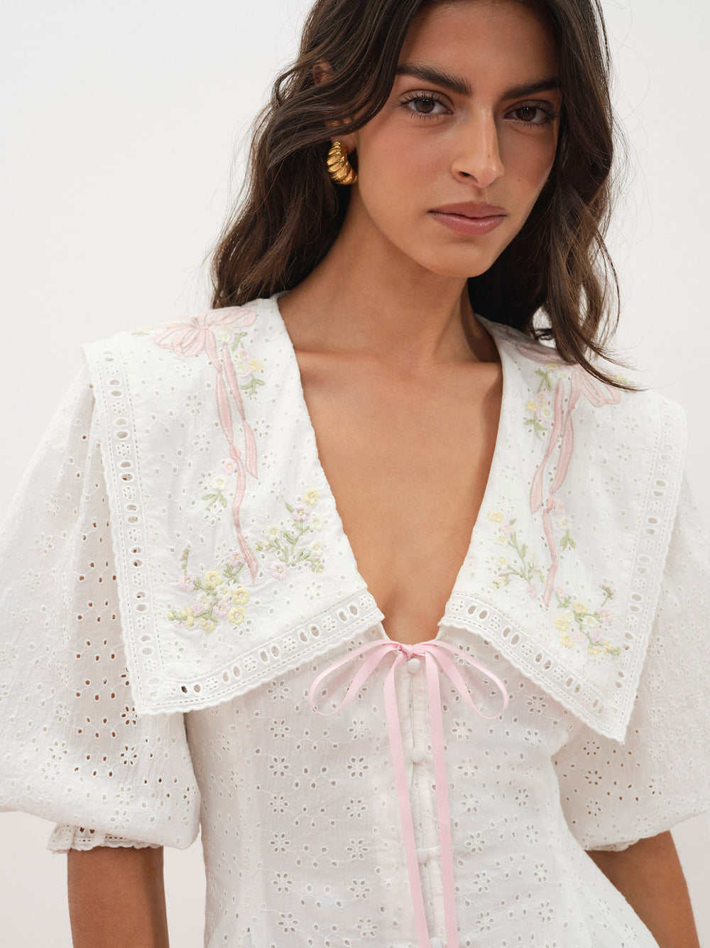 Mi Amore Embroidered Mini Dress — White